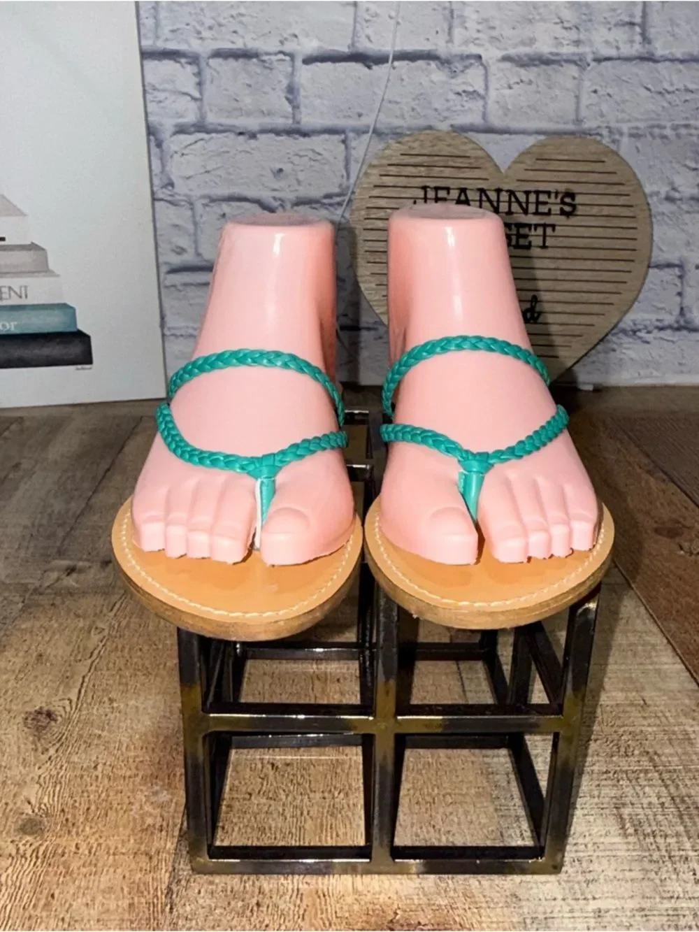 J crew Capri braided-strap flip-flops green size 5